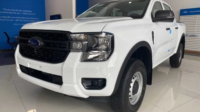 Ford Ranger XL 4x4 MT 2024| Giá Xe, Khuyến Mãi Và Đánh Giá Chi Tiết 7