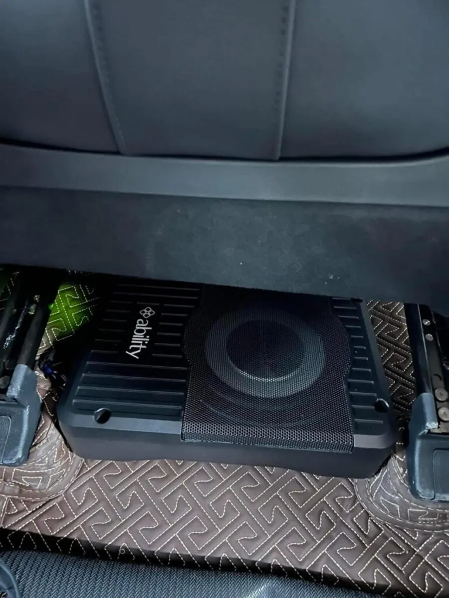 Gắn loa sub cho bán tải