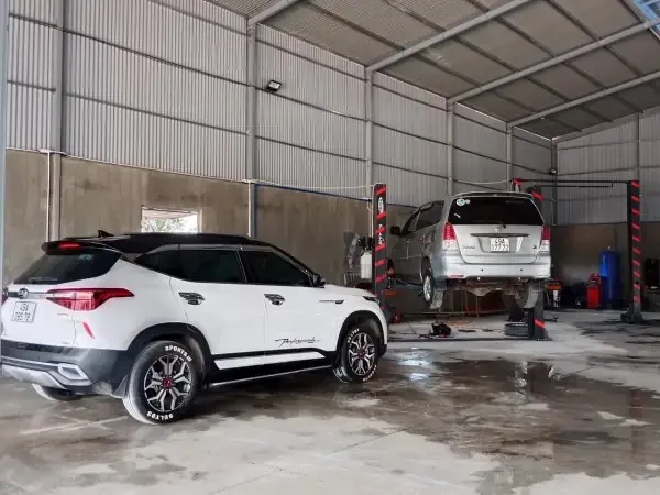 Hướng dẫn chi tiết quy trình ứng tuyển thợ học việc tại gara ô tô