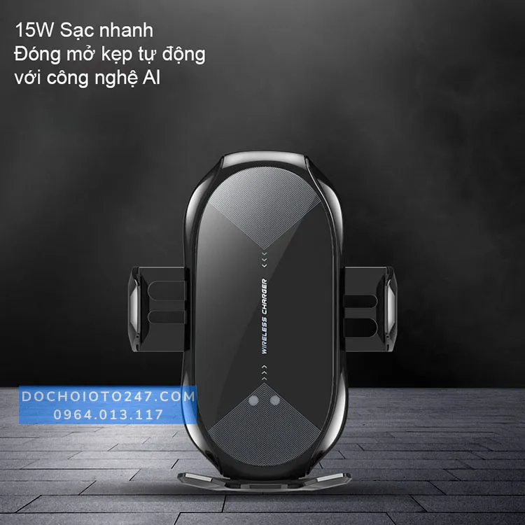 Giá đỡ điện thoại trên xe ô tô tích hợp sạc nhanh, tiện lợi cho tài xế đường dài