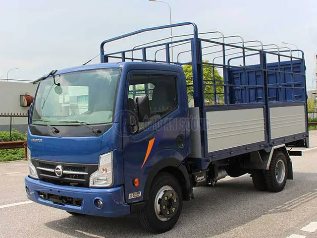 Giá xe tải Nissan 2t4