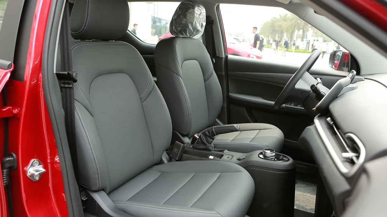 Không gian nội thất hiện đại với cách bố trí tập trung vào người lái