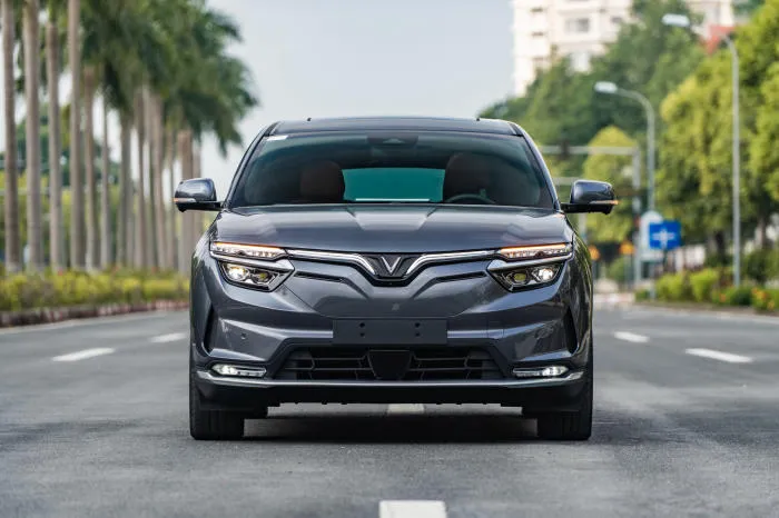 giá xe vinfast vf8 mới nhất trong tháng