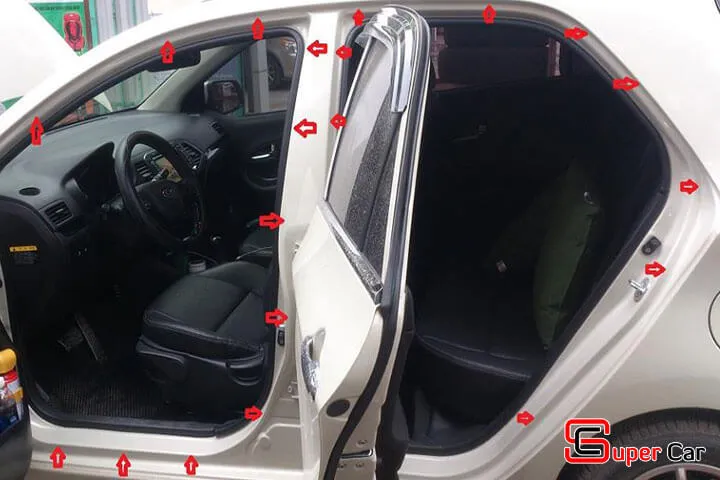 Gioăng cao su chống ồn loại D dán mép cánh cửa ô tô