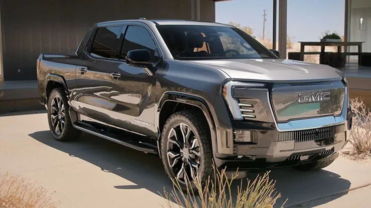 Hình ảnh ngoại thất tổng thể của xe bán tải điện GMC Sierra EV Denali Edition 1