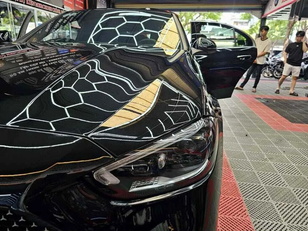 Trung tâm GTX Auto Care cung cấp dịch vụ chuyên nghiệp về cách xử lý đèn pha ô tô bị hơi nước