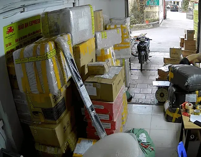 Dịch vụ gửi hàng xe khách Sài Gòn Vĩnh Phúc giao tận nơi