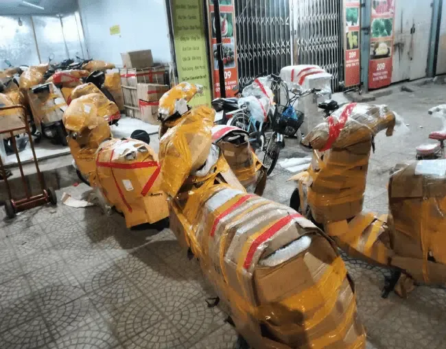 Vận chuyển xe máy Sài Gòn Vĩnh Phúc bọc 2 lớp chuyên nghiệp