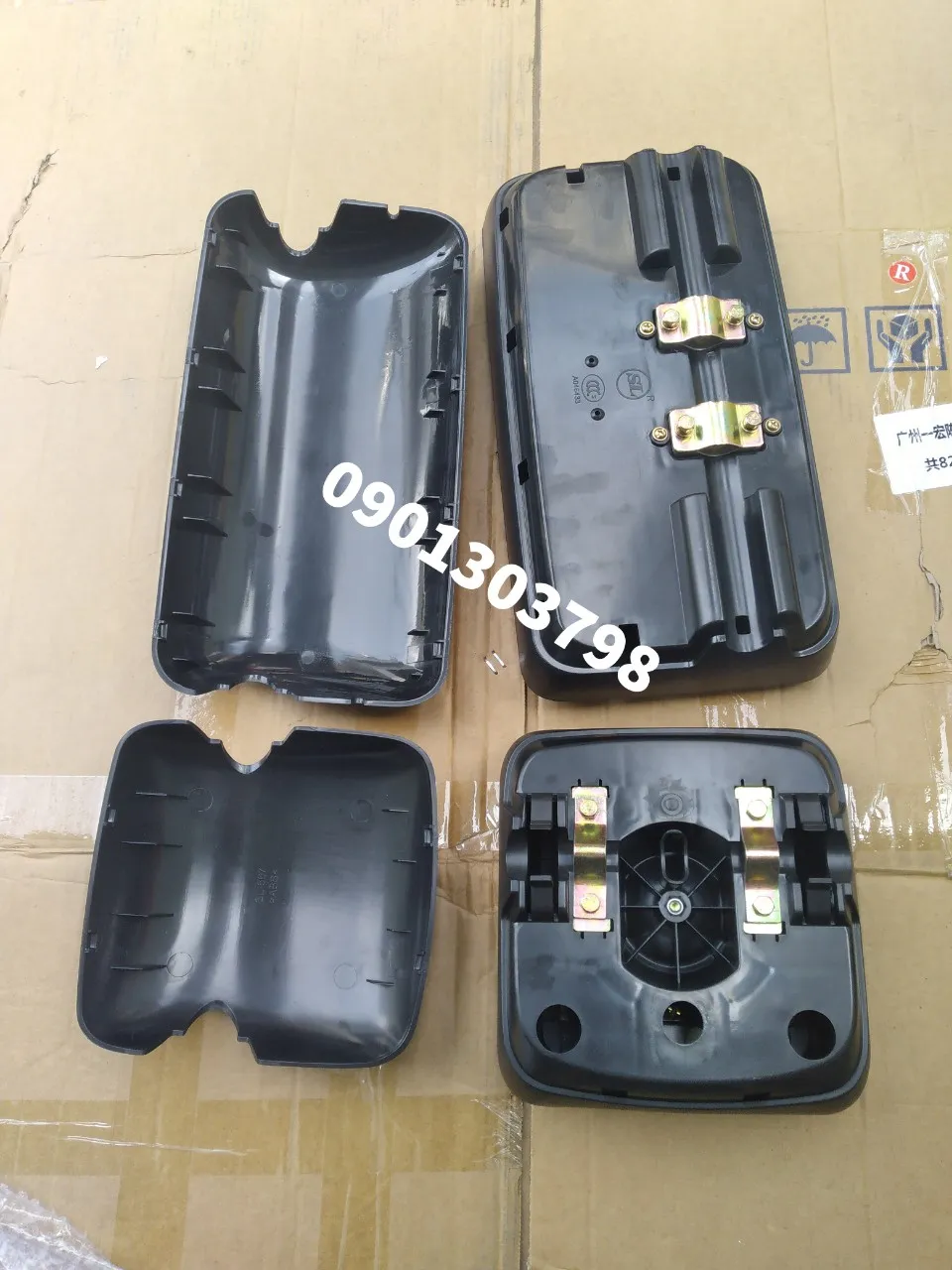 Gương chiếu hậu xe tải Isuzu NPR400, NQR550 lắp đặt hoàn chỉnh