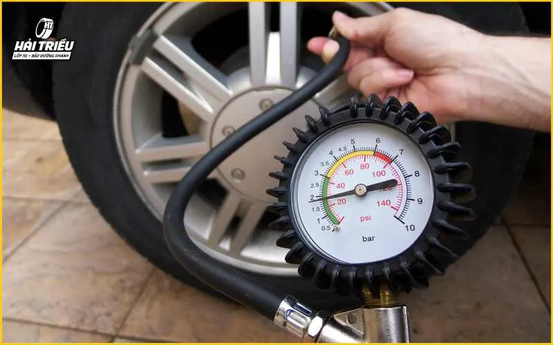 Áp suất lốp ô tô chuẩn