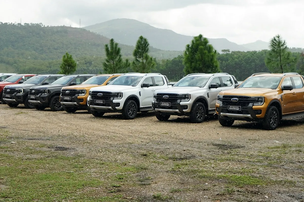 Ford Ranger thế hệ mới đang được trưng bày, tượng trưng cho vị thế thống trị thị trường