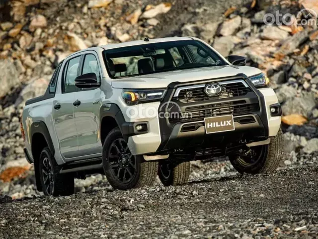 Toyota Hilux má»›i sá»Ÿ há»¯u ngoáº¡i hÃ¬nh máº¡nh máº½, háº§m há»‘ vÃ  cÆ¡ báº¯p.