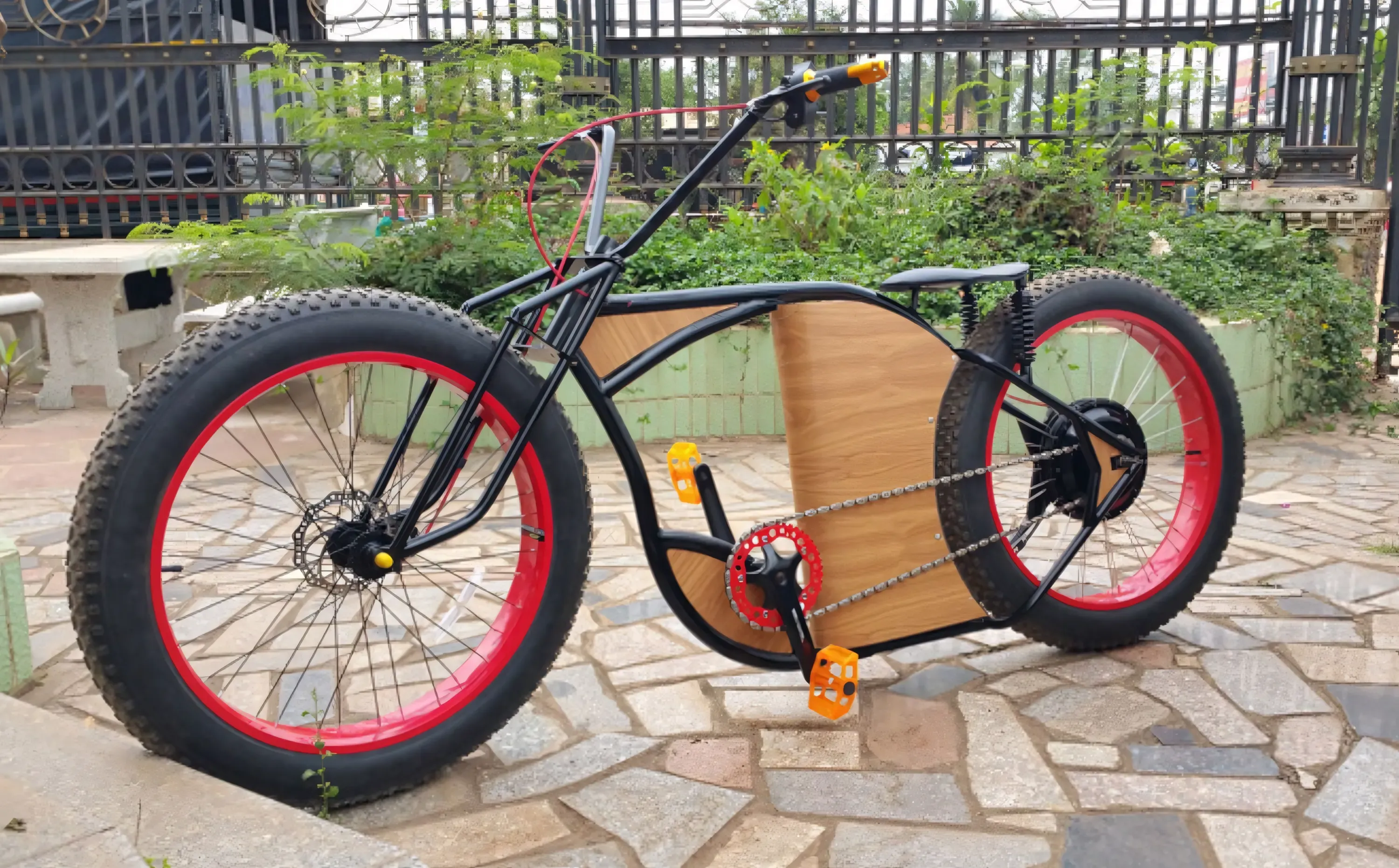 hinh-nen-xe-dien-do-dep-4k-10