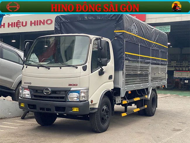 Hino 3.5 tấn thùng 4m5