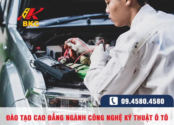Đào tạo Công nghệ Kỹ thuật Ô tô gắn liền thực hành nghề nghiệp và câu trả lời học công nghệ ô tô có khó không