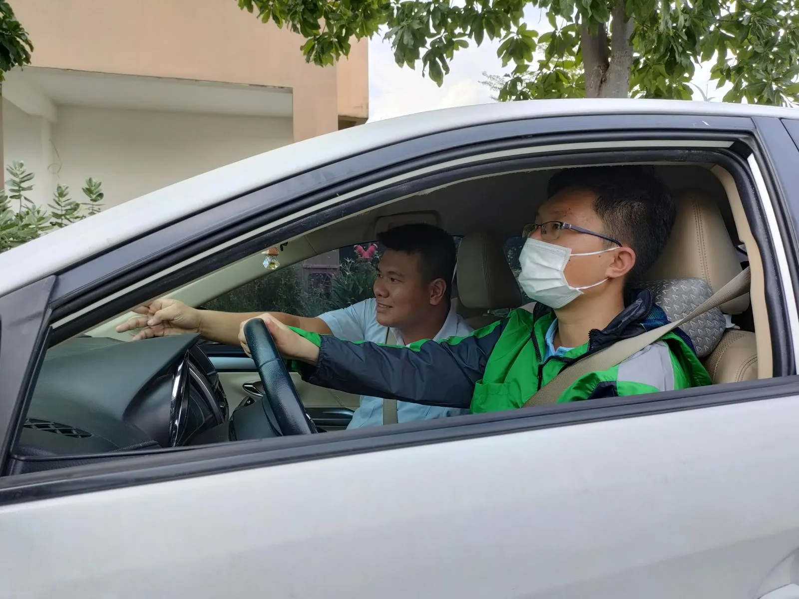 Học bằng lái xe ô tô Hà Nội