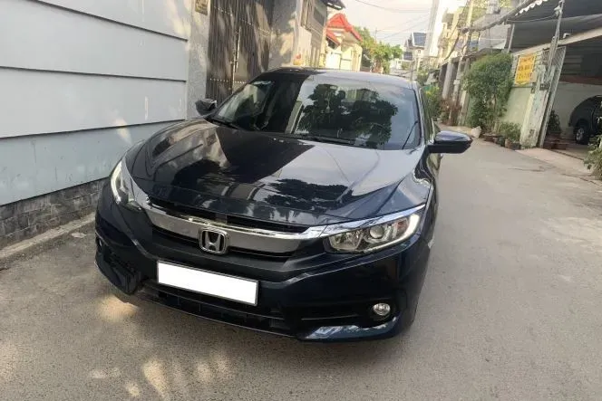 Mẫu xe Honda nổi bật với ngôn ngữ thiết kế hiện đại, thể thao (Civic)