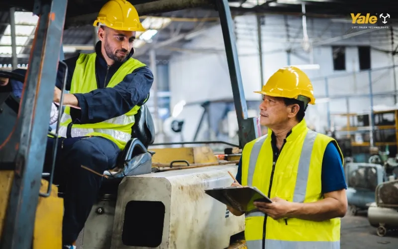 Chia sẻ kinh nghiệm hướng dẫn sử dụng xe nâng điện