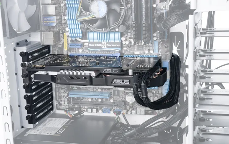 Lắp card đồ họa.