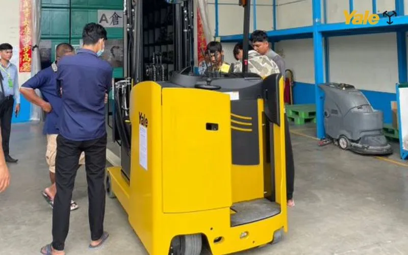 Xe nâng Yale Việt Nam cung cấp dịch vụ sửa chữa - bảo dưỡng định kỳ uy tín và chất lượng
