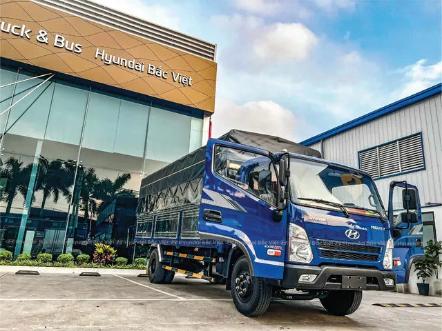Hyundai Mighty EX8 GTL thùng bạt