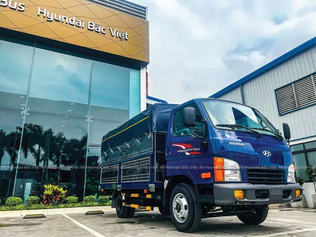 Phiên bản xe Hyundai N250 thùng mui bạt loại ngắn 3.6 mét linh hoạt