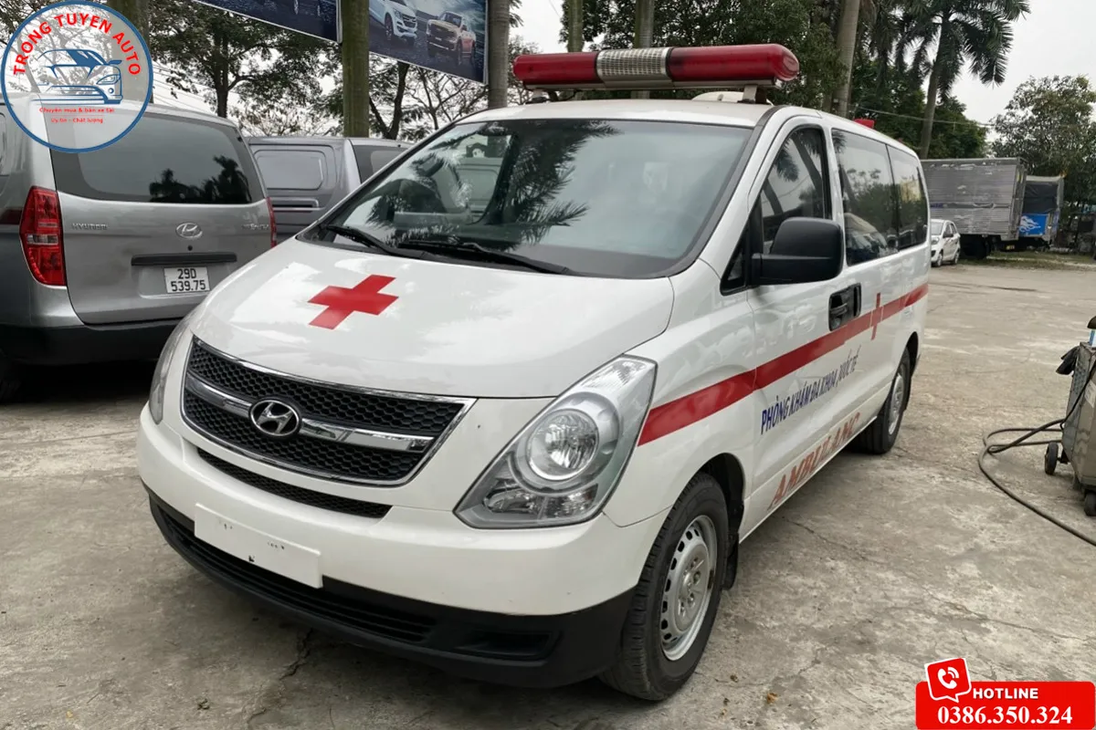 Hình ảnh ngoại thất xe cứu thương Hyundai Starex cũ