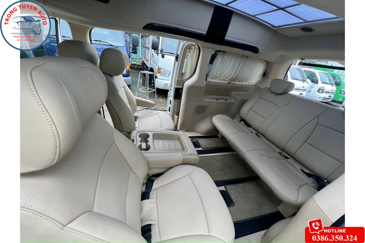 Chi tiết ngoại thất phía trước của Hyundai Starex Limousine cũ