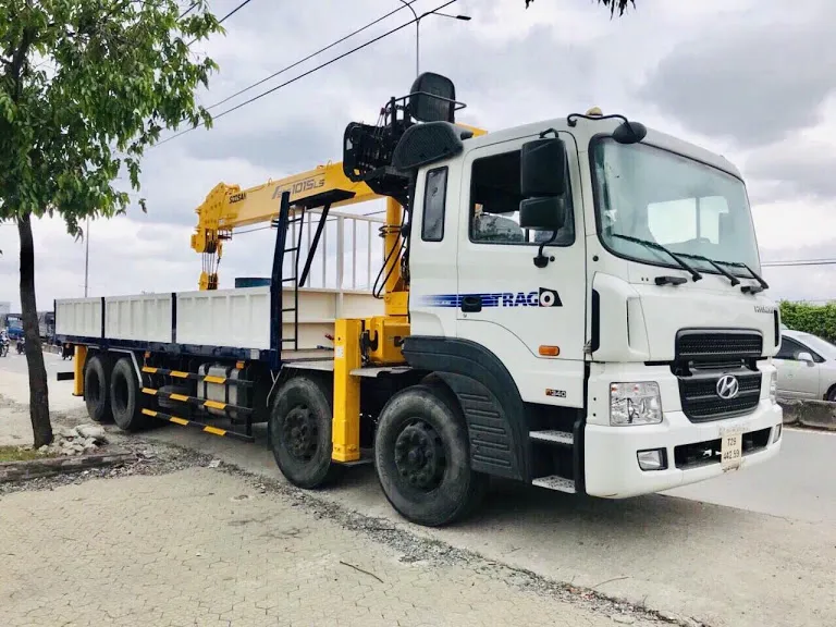 ban-xe-tai-gan-cau-10-tan-Hyundai