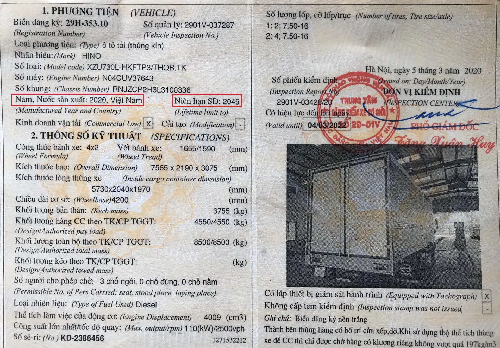 Đời xe là năm sản xuất xe được thể hiện trên Giấy giấy chứng nhận kiểm định dưới đây