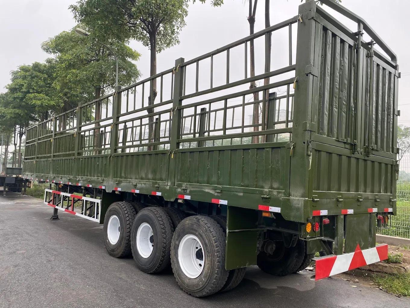 Tổng kho xe đầu kéo cũ tại Minh Đạt