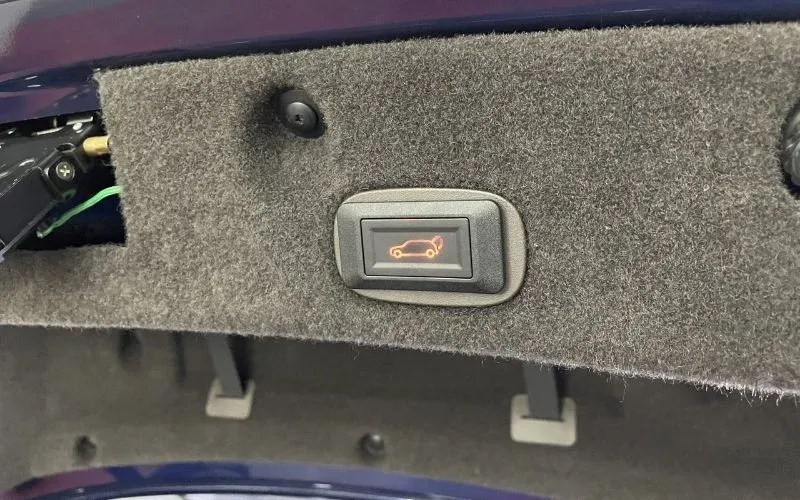 Cách Mở Cốp Xe Ô Tô Điện VinFast