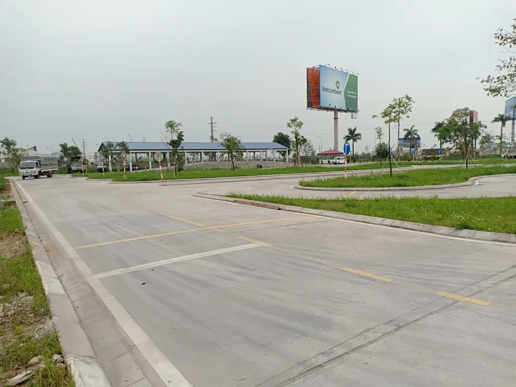 Xe tập lái được trang bị đầy đủ thiết bị an toàn