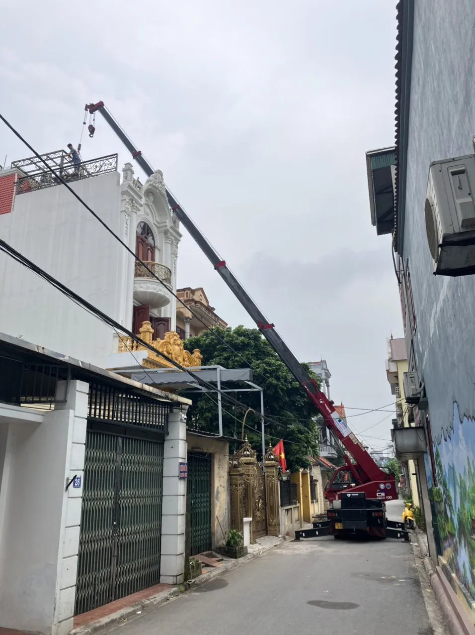 Ishida cho thuê xe cẩu bánh lốp 10 tấn tại Hà Nội