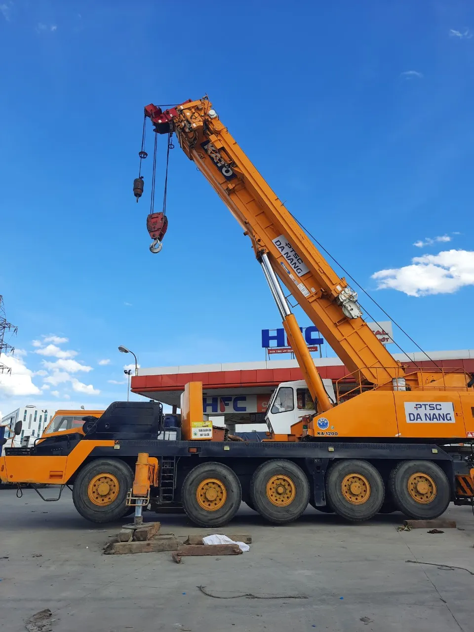 Ishida cho thue xe cau banh lop 120 tan tai ha noi