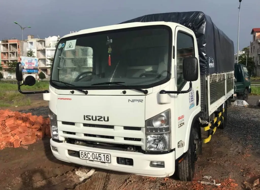 Xe tải Isuzu 3.5 tấn đời 2015