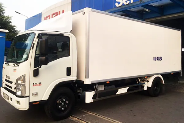 Xe Táº£i ÄÃ´ng Láº¡nh 5 Táº¥n ISUZU