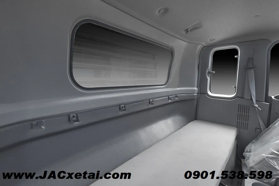 Cabin đôi có giường nằm