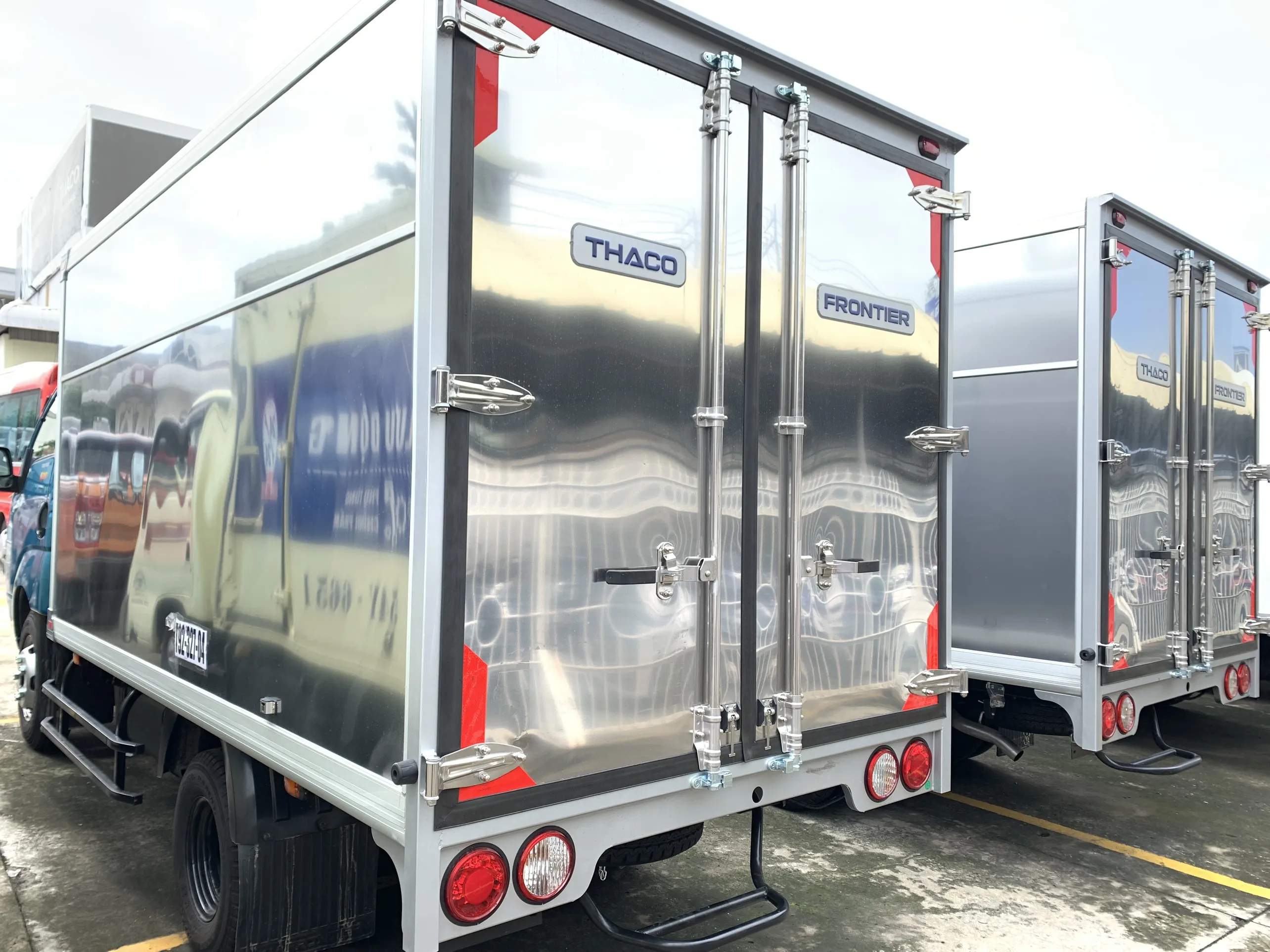 Xe tải Kia K150 thùng kín