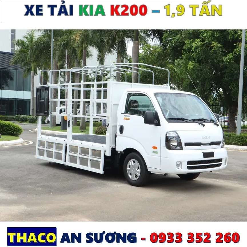 Khoang lái tiện nghi như xe du lịch của Kia K200