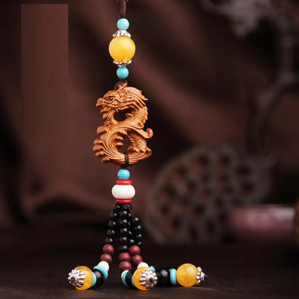 Khánh treo xe ô tô hình linh vật Tỳ Hưu được ưa chuộng