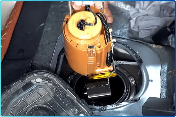 Khi Nào Cần Thay Cốc Lọc Xăng Ô Tô