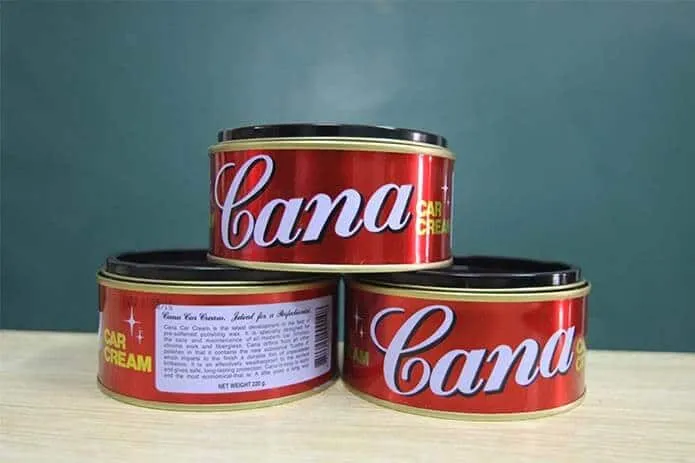 Sử dụng Cana để xử lý vết xước nhỏ và nhẹ trên lớp sơn bóng