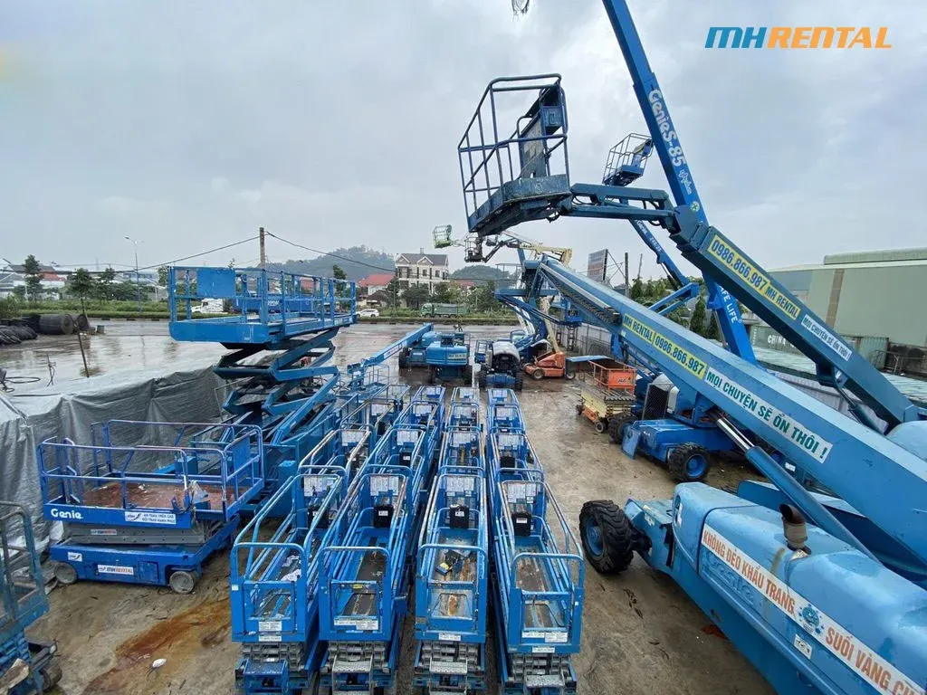 Kho bãi tập kết thiết bị quy mô tại miền Nam