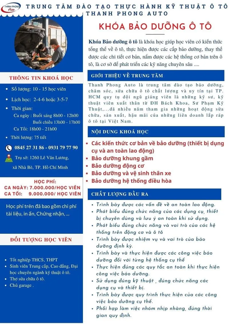 Học viên đang thực hành bảo dưỡng ô tô tại trung tâm