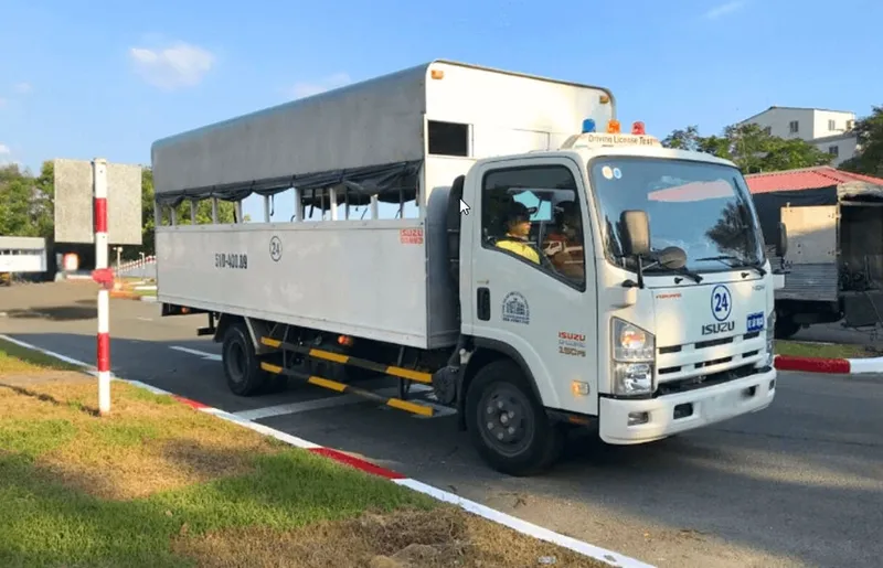 Giấy phép lái xe ô tô hạng B mới nhất áp dụng từ năm 2025