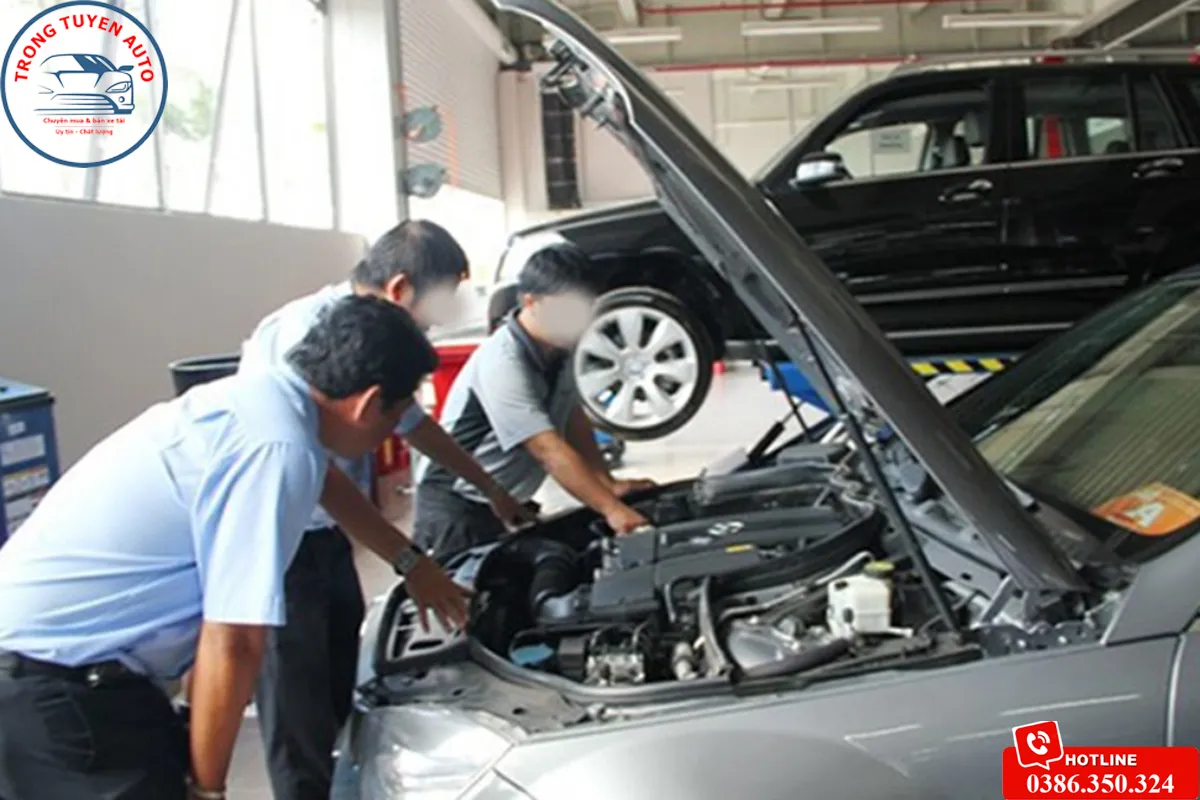 kiểm tra xe cũ thực tế