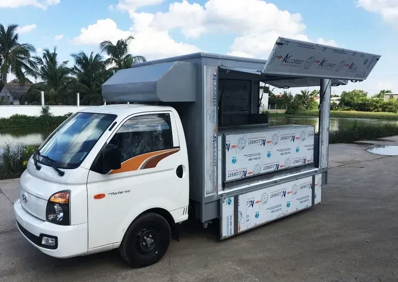 Bán hàng lưu động bằng xe tải