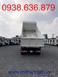 Toàn cảnh chiếc xe ben Daewoo 15 Tấn màu trắng, thể hiện thiết kế ngoại hình đẹp và mạnh mẽ