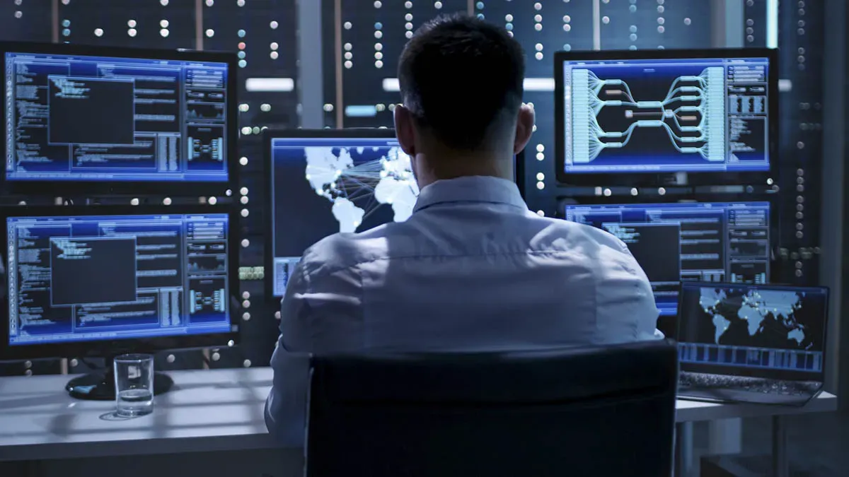 Kỹ sư Kỹ thuật Ô tô tại các nhà máy sản xuất